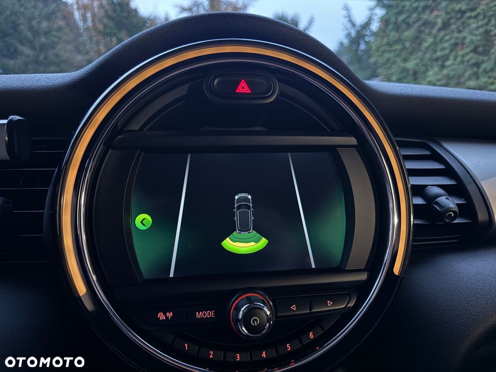 MINI Cooper Standard - 11