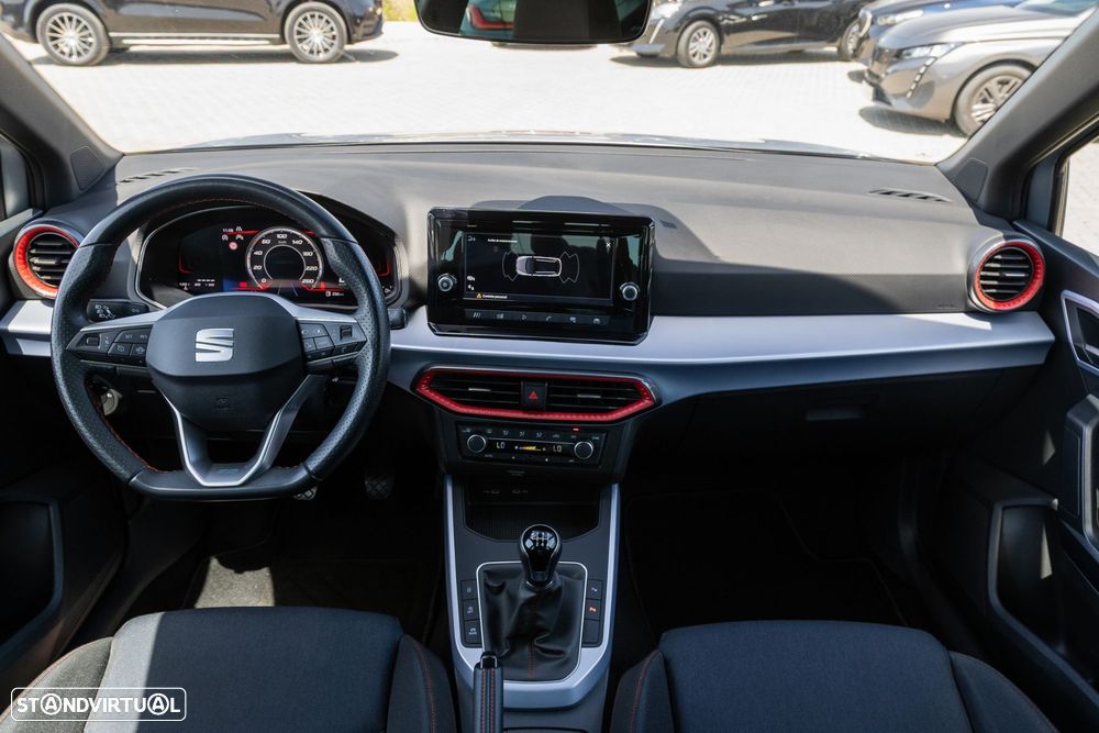 SEAT Arona 1.0 TSI FR - 19
