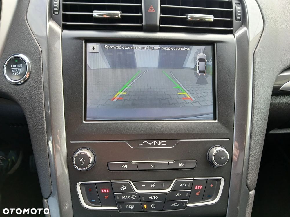 Ford Mondeo 2.0 EcoBlue Titanium - 22