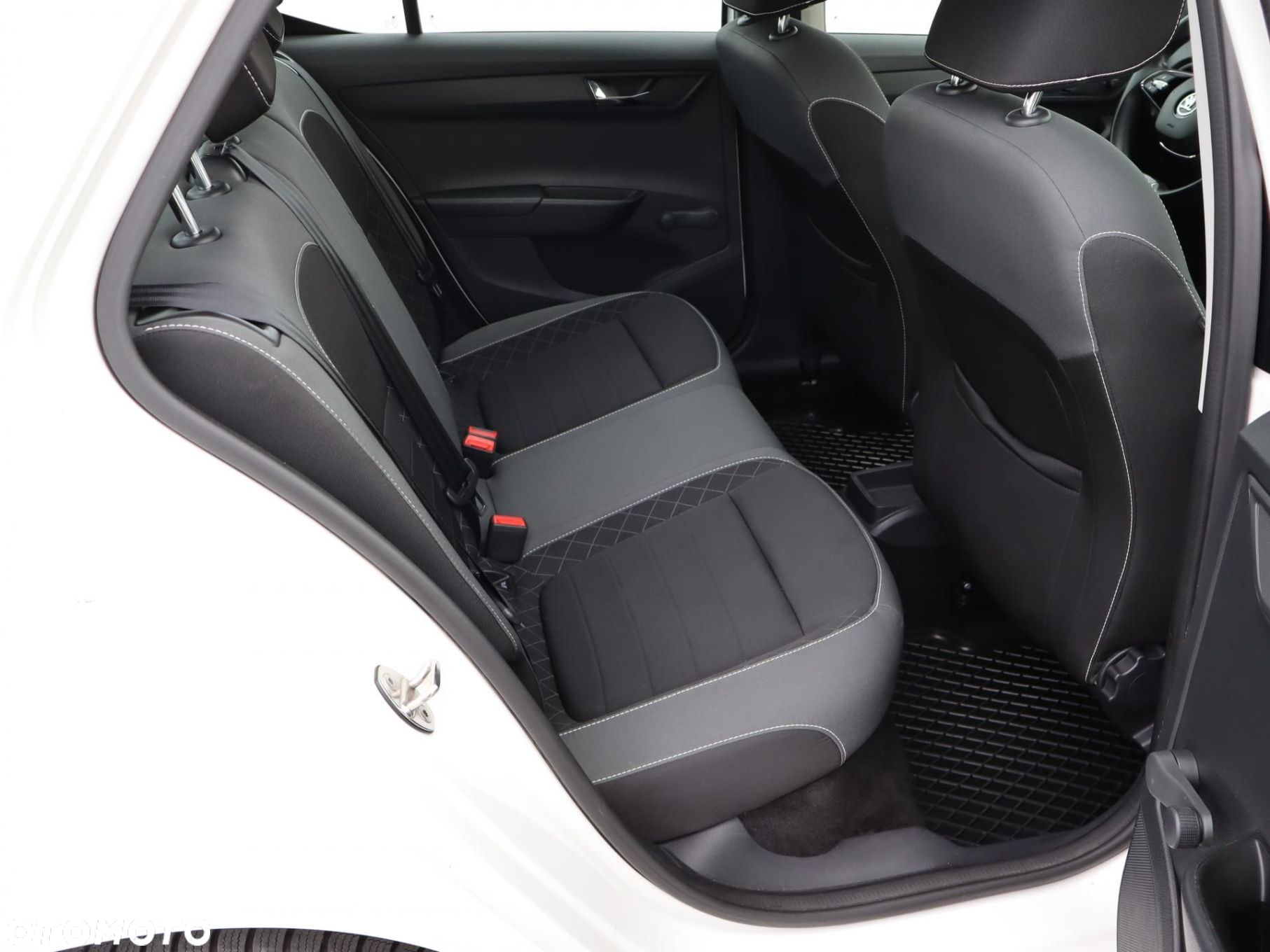 Skoda Fabia - 7