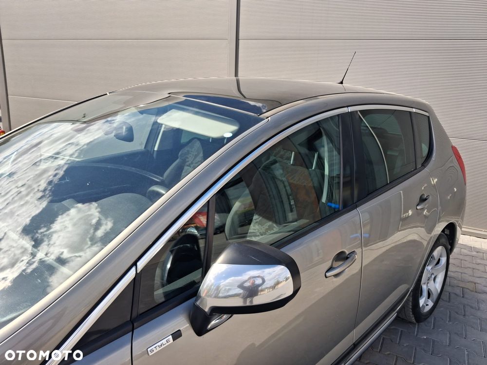 Peugeot 3008 1.6 HDi Premium - 3