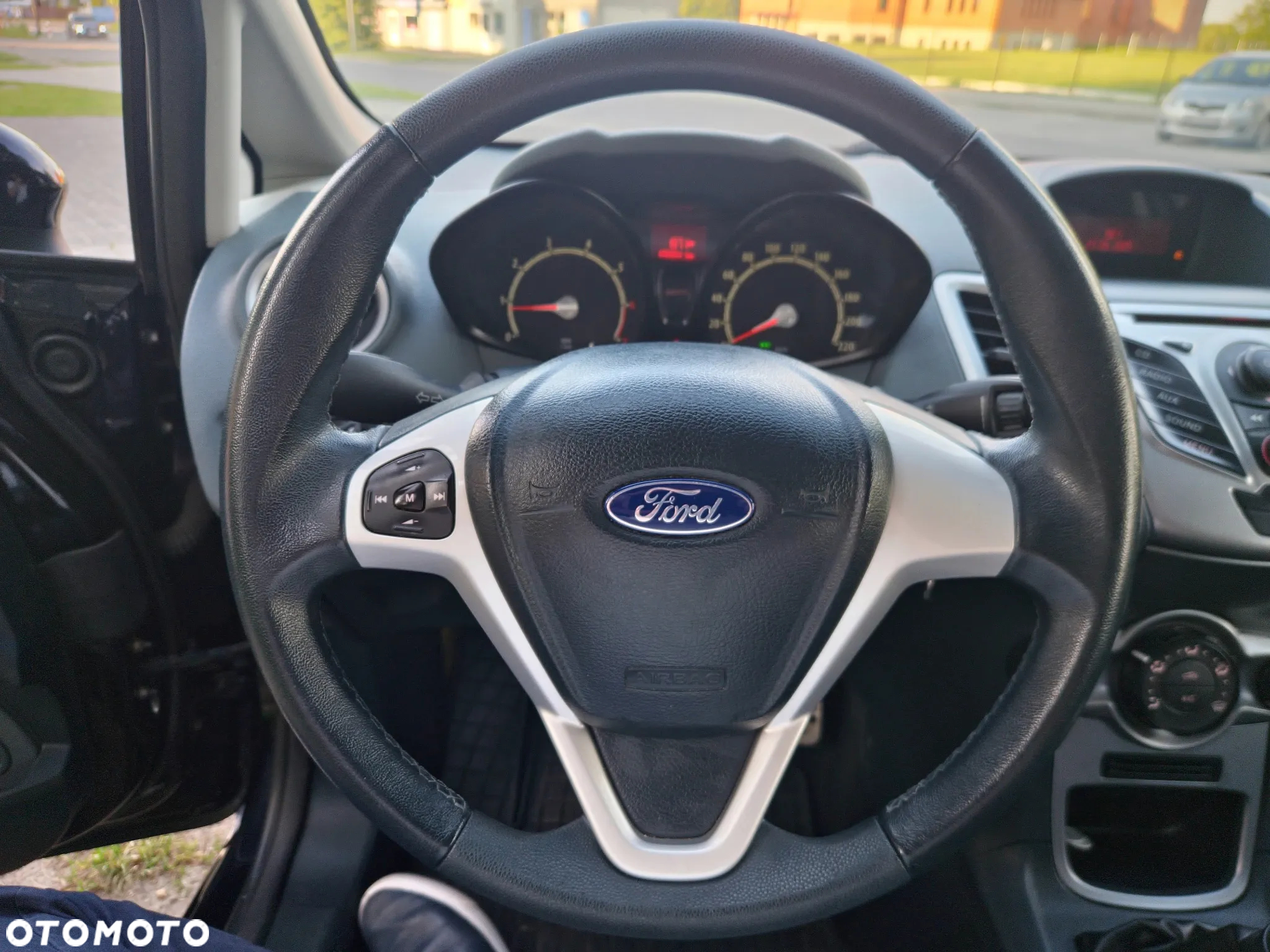 Ford Fiesta 1.25 Ambiente - 14