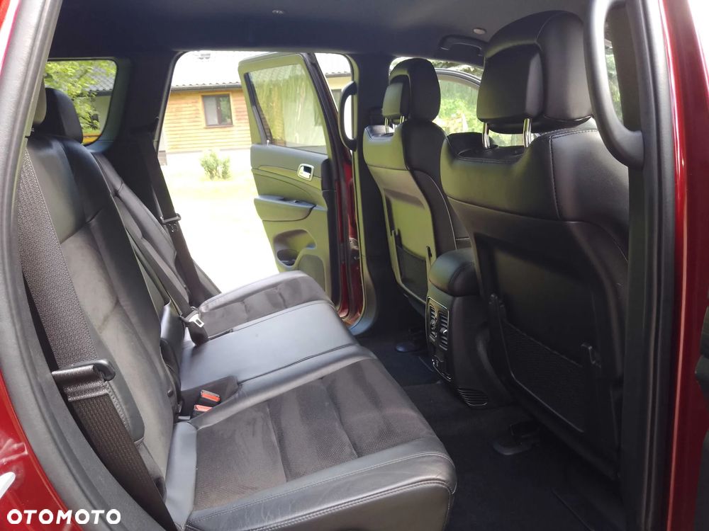 Jeep Grand Cherokee - 17