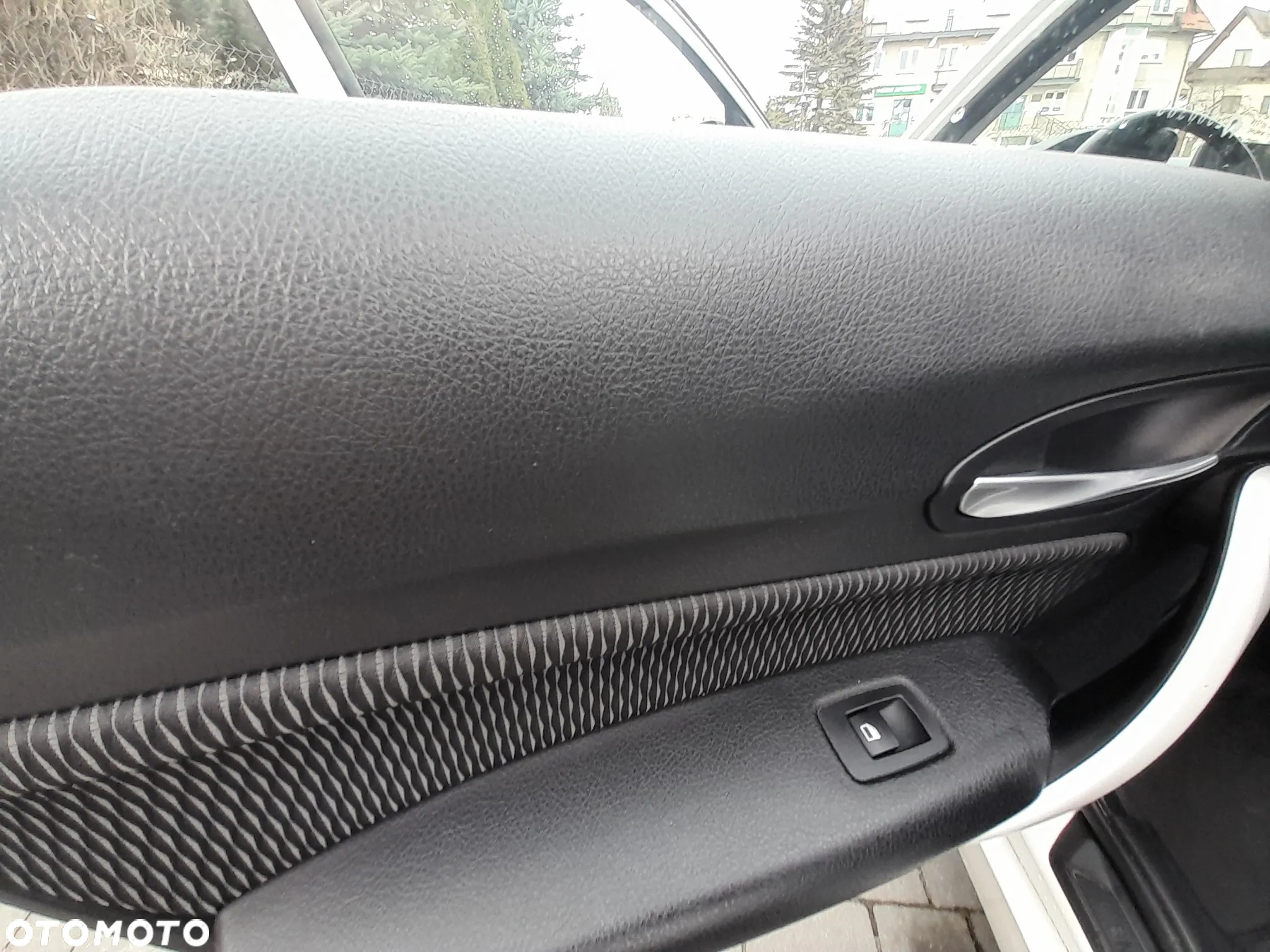 BMW Seria 1 116d - 29