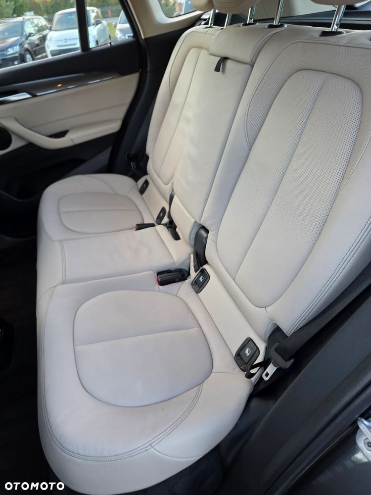 BMW X1 xDrive25e Business Edition - 20