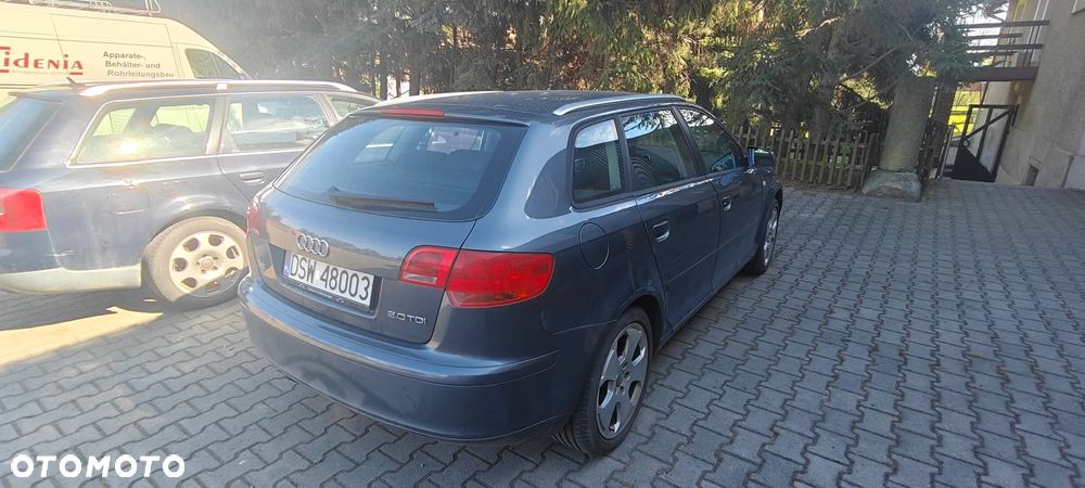 Audi A3 Sportback 2.0 TDI Ambiente - 14