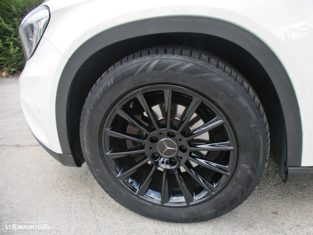 Mercedes-Benz GLA 180 d 7G-DCT Style - 39