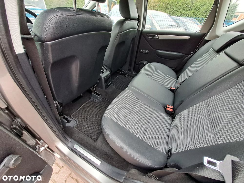 Mercedes-Benz Klasa A 200 Avantgarde - 11