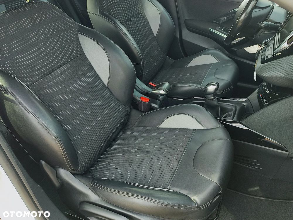 Peugeot 2008 1.6 VTi Allure - 32