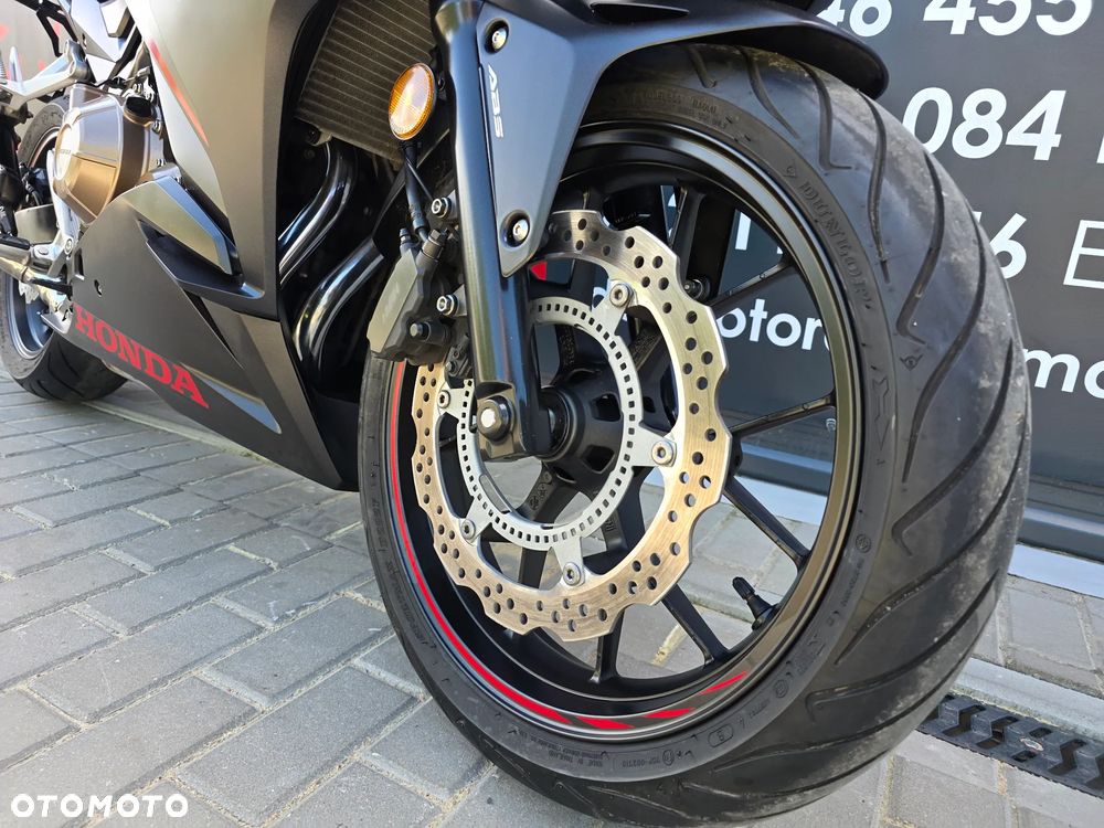 Honda CBR - 28
