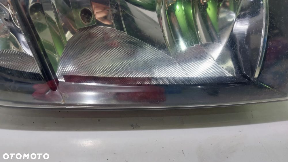 LAMPA PRAWA PRZOD PRZEDNIA CZARNA TYC  SKODA FABIA I SLASK WYSYLKA - 2