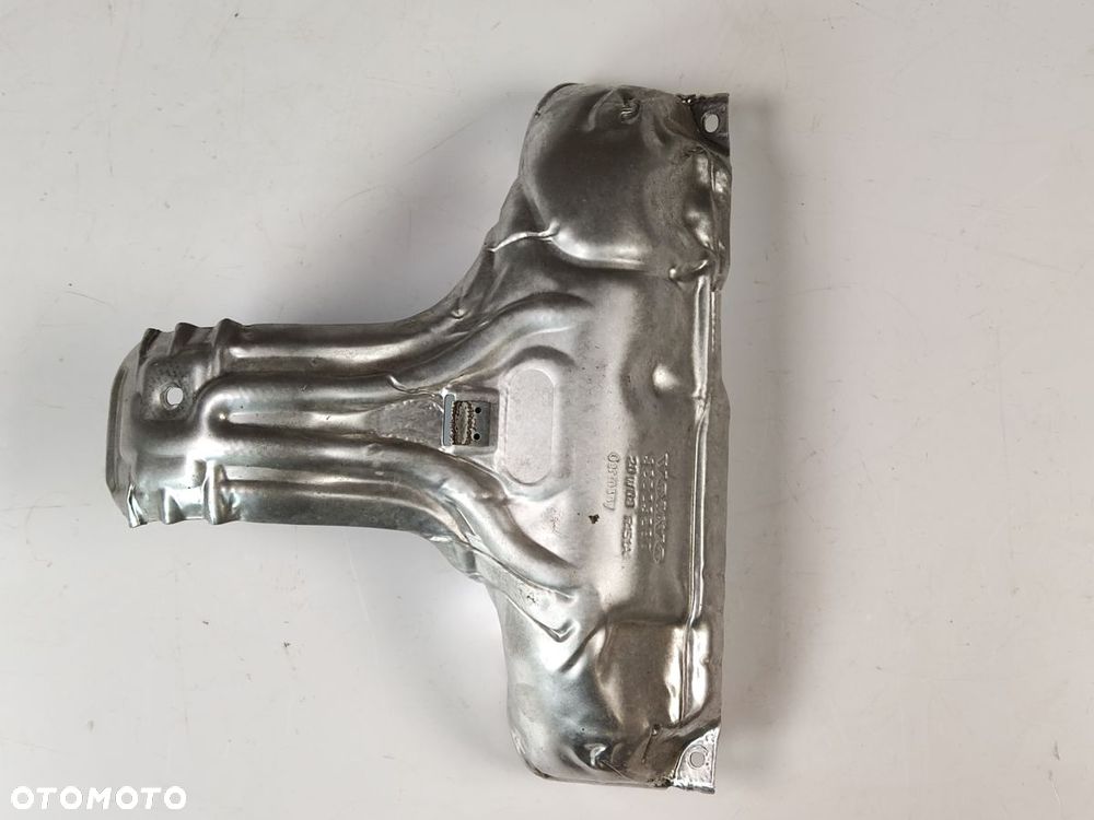 VOLVO XC40 2.0T T4 17-21r Osłona Termiczna - 1