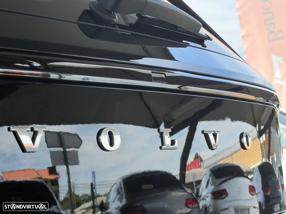 Volvo EX30 69 kWh Twin Motor Black Edition - 33