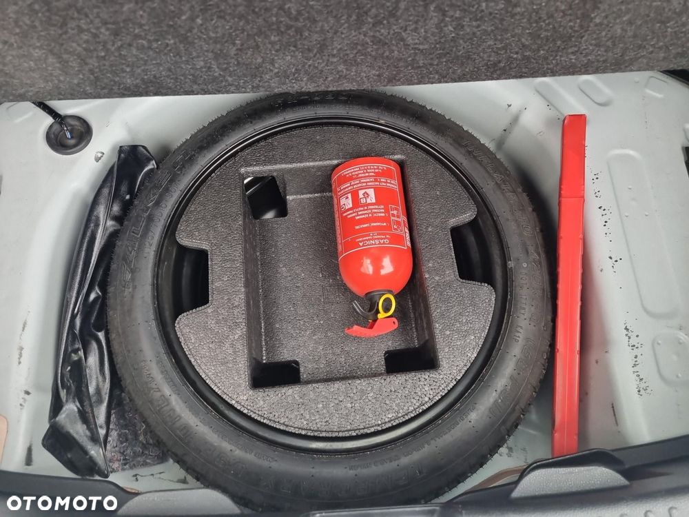 Toyota Yaris Hybrid 1.5 Comfort - 27