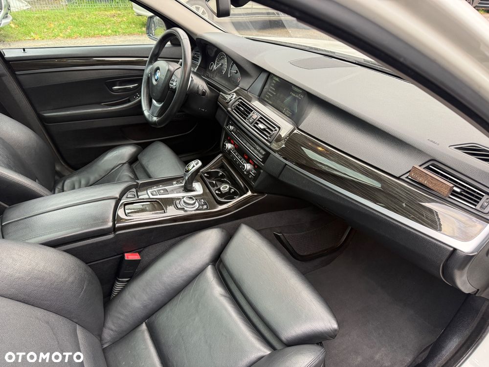 BMW Seria 5 - 23