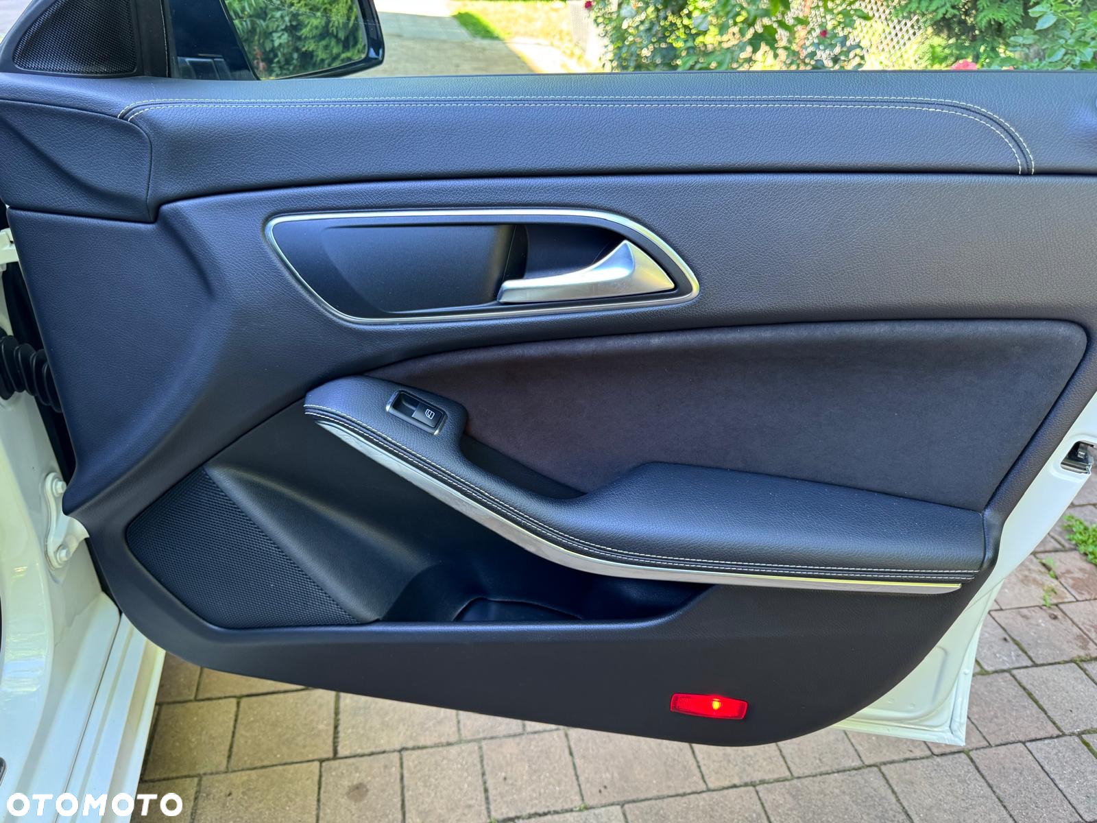 Mercedes-Benz CLA Shooting Brake 200 (CDI) d 7G-DCT AMG Line - 30