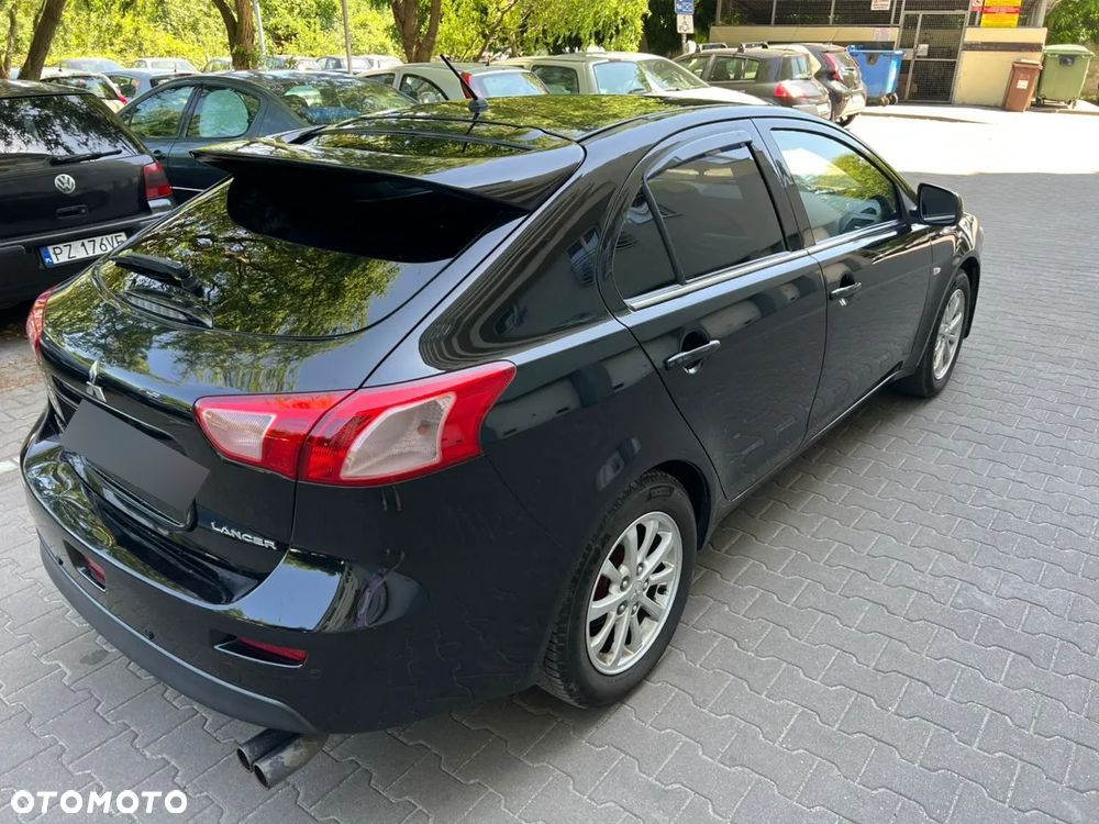 Mitsubishi Lancer - 3