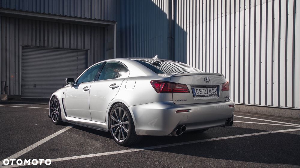 Lexus IS F Sport - 12