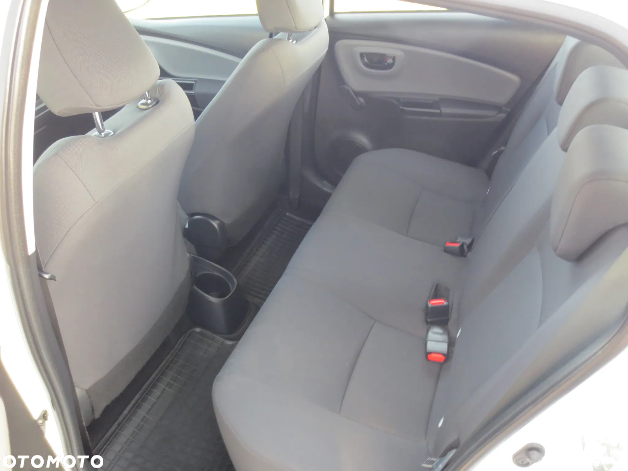 Toyota Yaris - 15