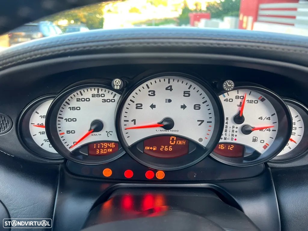 Porsche 911 (996) - 9