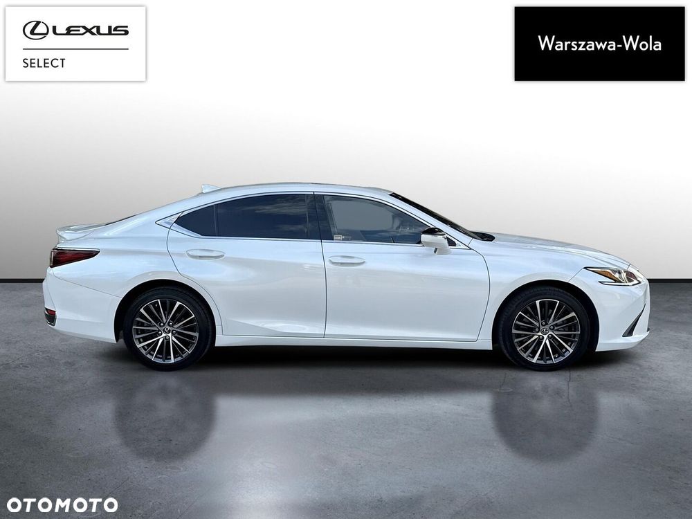 Lexus ES 300h Business Edition - 8