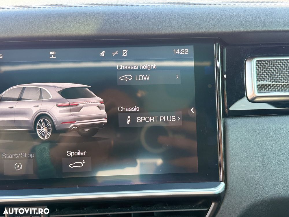 Porsche Cayenne - 17