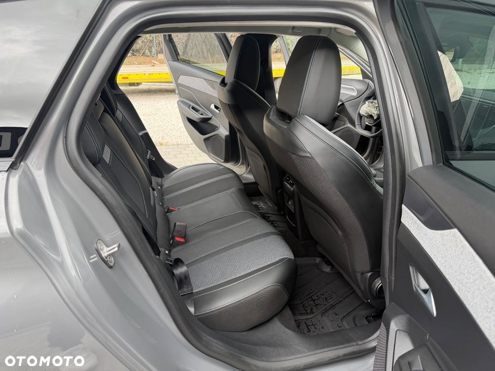 Peugeot 308 1.5 BlueHDi Allure Pack S&S EAT8 - 17