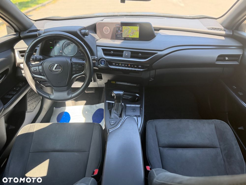 Lexus UX 250h GPF Business Edition AWD - 16