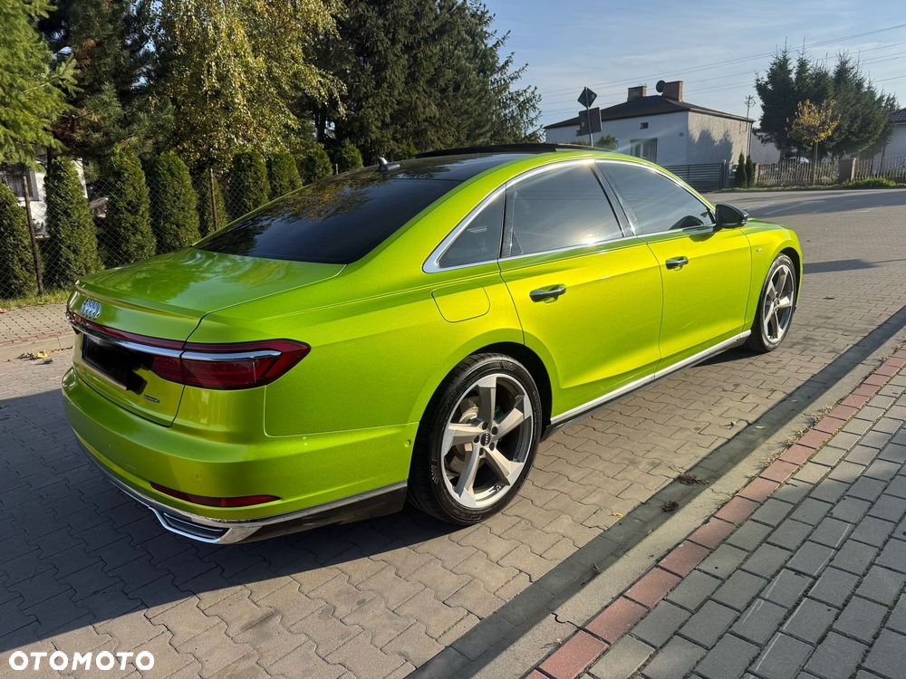 Audi A8 - 10