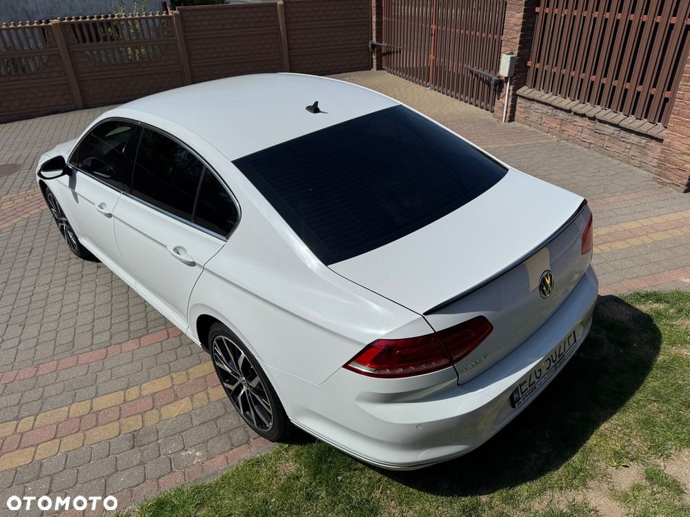 Volkswagen Passat 1.4 TSI BMT Comfortline - 15
