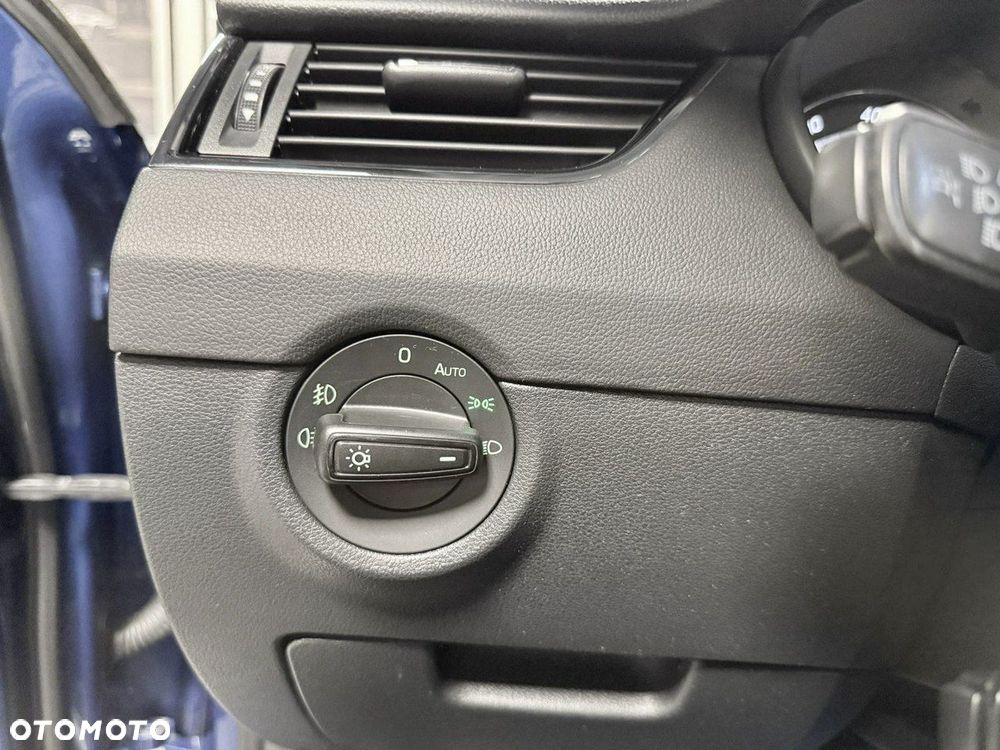 Skoda Octavia 2.0 TSI RS - 30