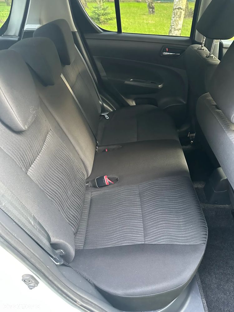 Suzuki Swift - 6
