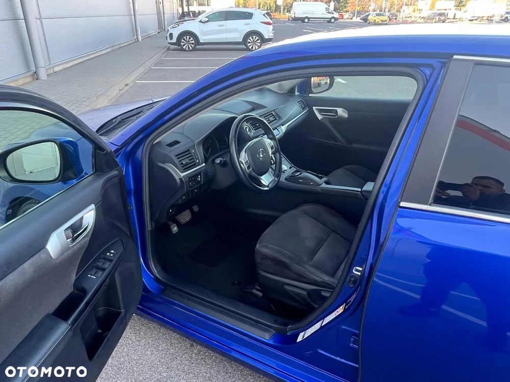 Lexus CT 200h Executive Line - 23