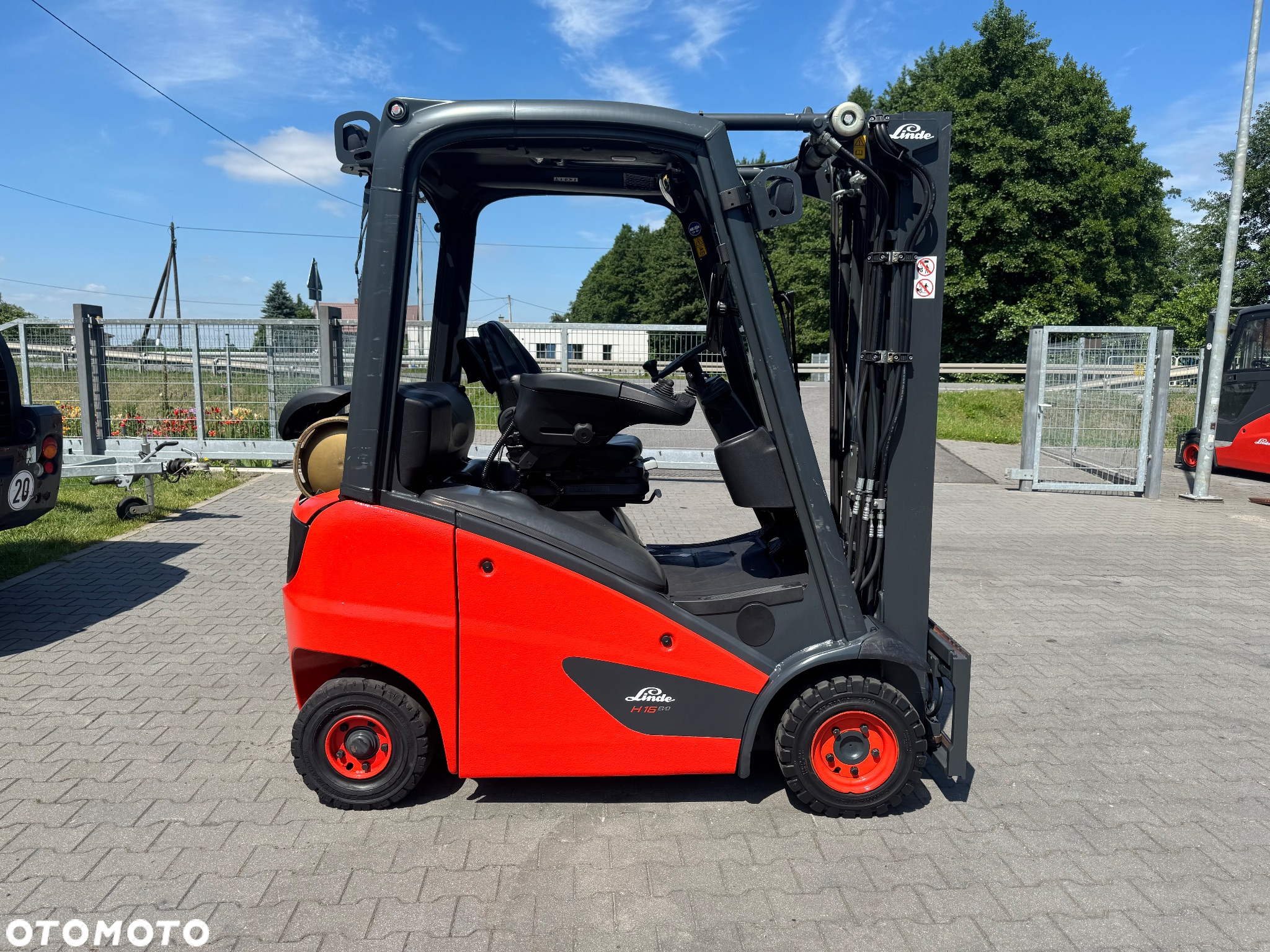 Linde Linde H16 Evo 2018 8460mth  triplex  przesuw  4 sekcje wolny skok h20 h18 toyot - 5