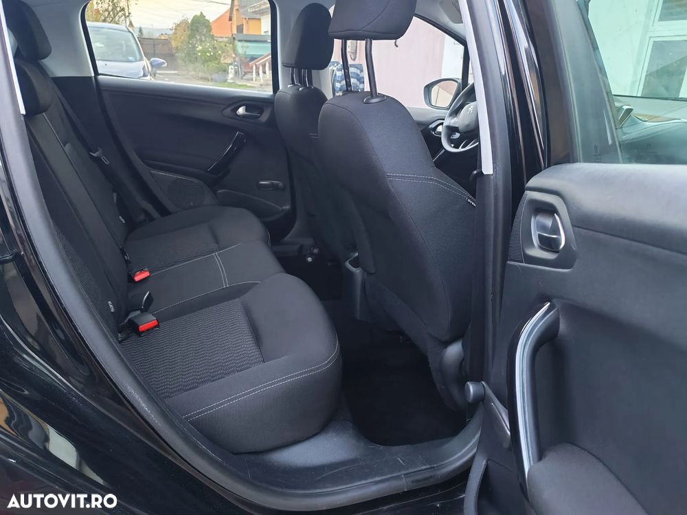 Peugeot 208 PureTech 82 Start & Stop Active - 11