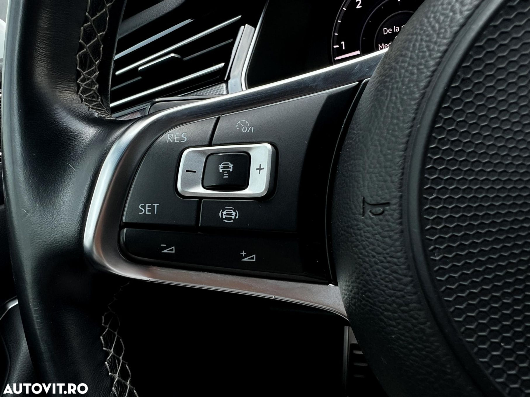 Volkswagen ARTEON 2.0 TDI DSG R-Line - 36