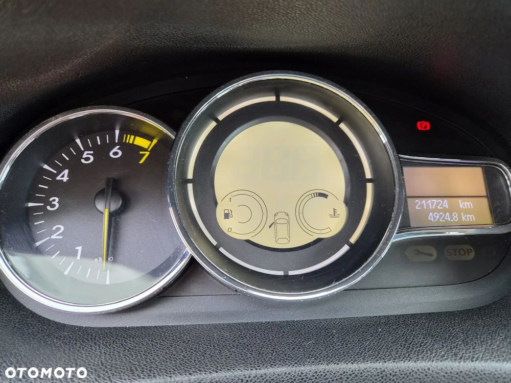 Renault Megane 1.6 16V Limited - 6