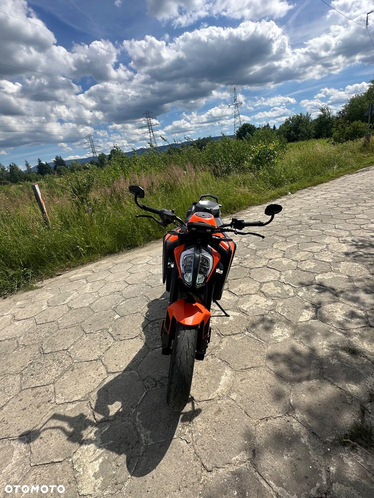 KTM DUKE 890 - 21