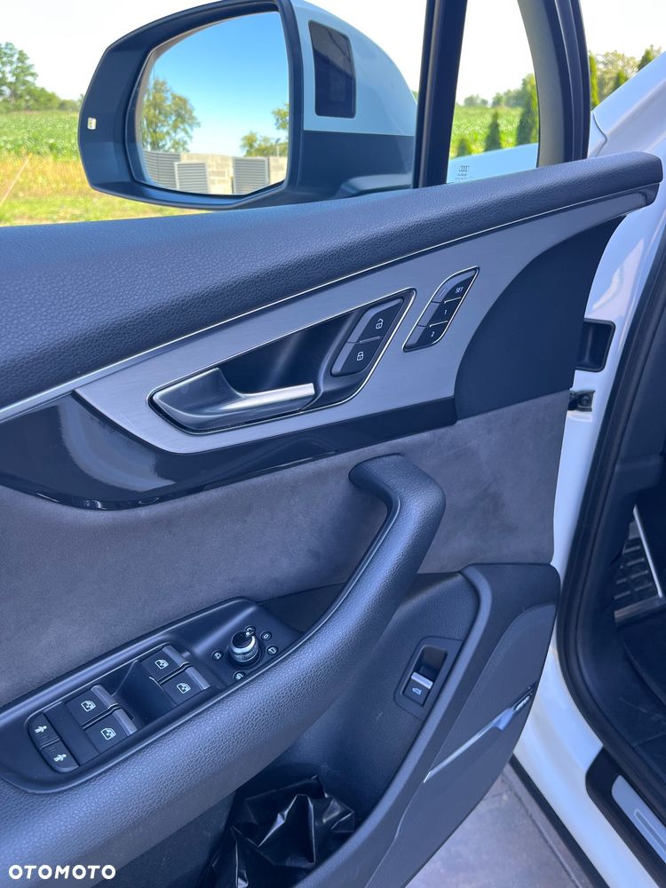 Audi Q7 - 13
