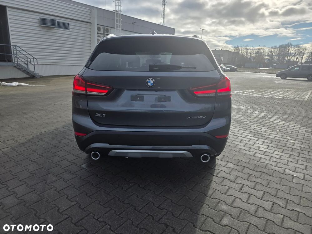 BMW X1 xDrive18d Advantage - 11