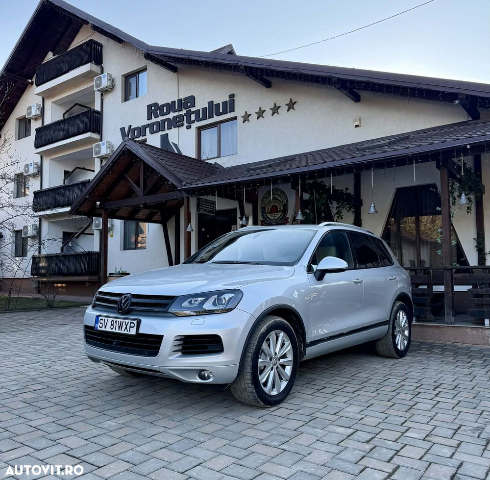 Volkswagen Touareg - 1