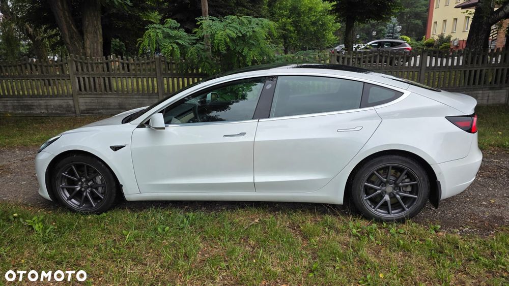 Tesla Model 3 Long Range RWD - 9