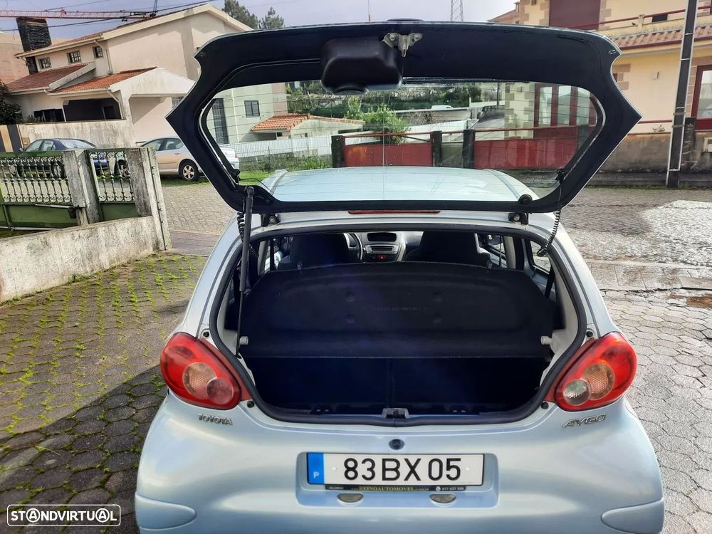 Toyota Aygo 1.0 Plus - 11