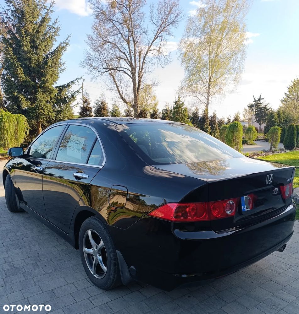 Honda Accord 2.0 Comfort - 2