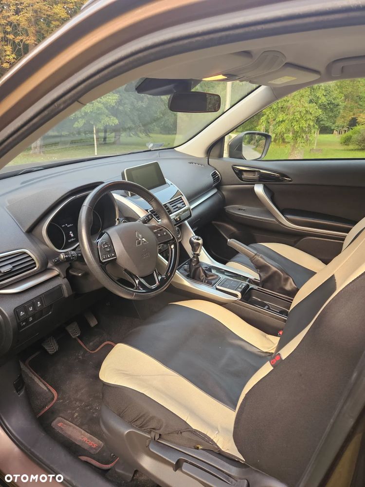 Mitsubishi Eclipse Cross - 4