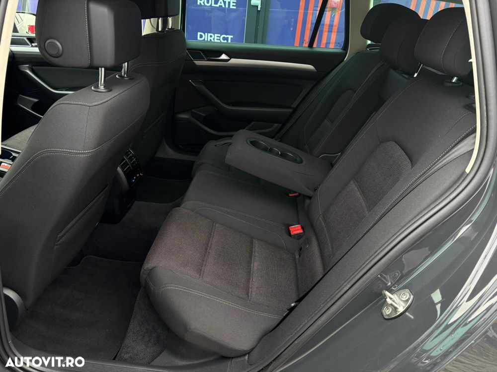 Volkswagen Passat - 29
