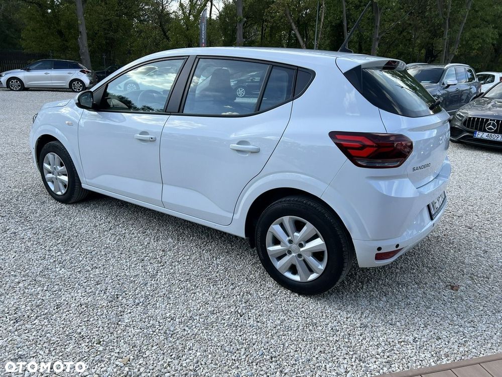Dacia Sandero - 11