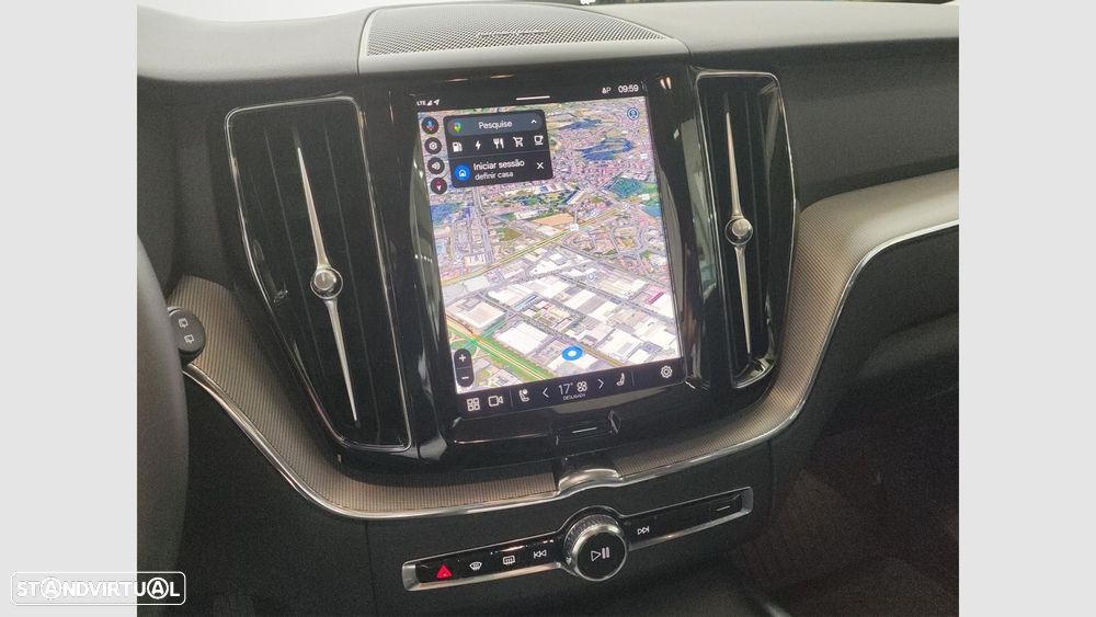 Volvo XC 60 2.0 T6 PHEV Plus Dark AWD - 13