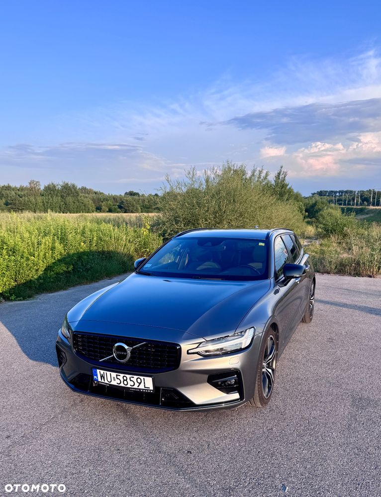 Volvo V60 B4 D R-Design - 2