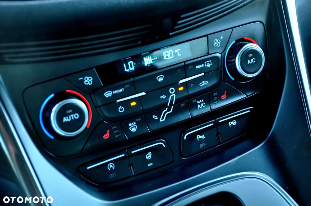 Ford C-MAX 2.0 TDCi Start-Stop-System Titanium - 38